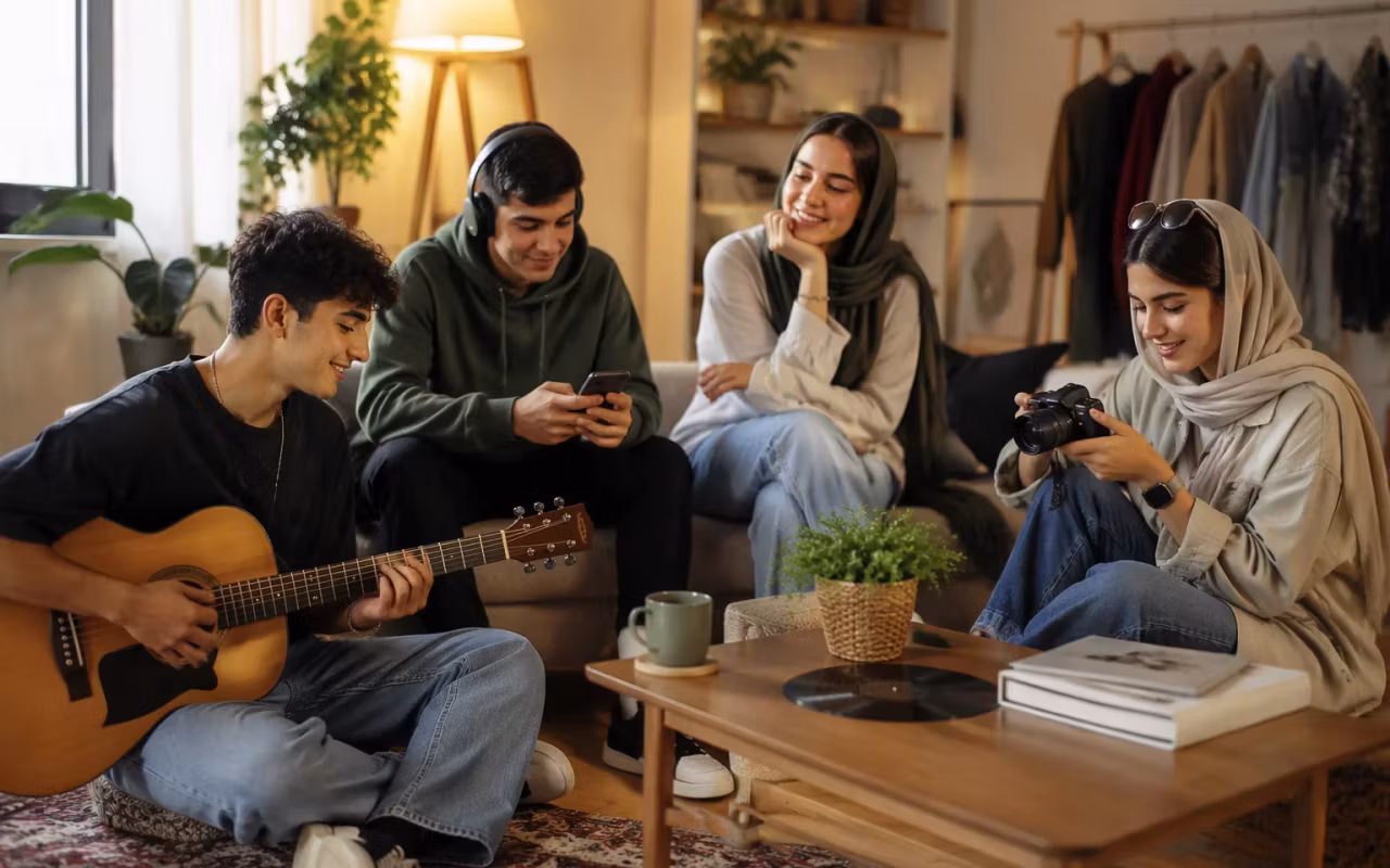 نسل زد بیشتر از چه شبکههای اجتماعی استفاده میکند؟
