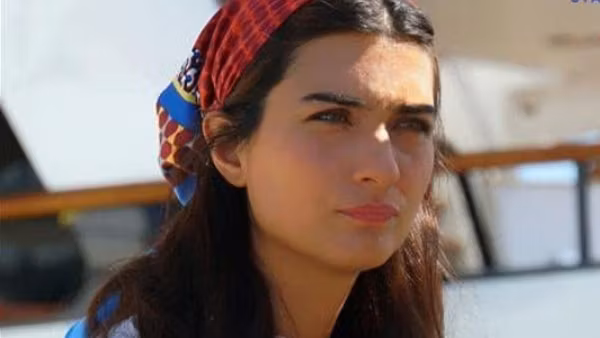 قسمت 35 (زیرنویس)